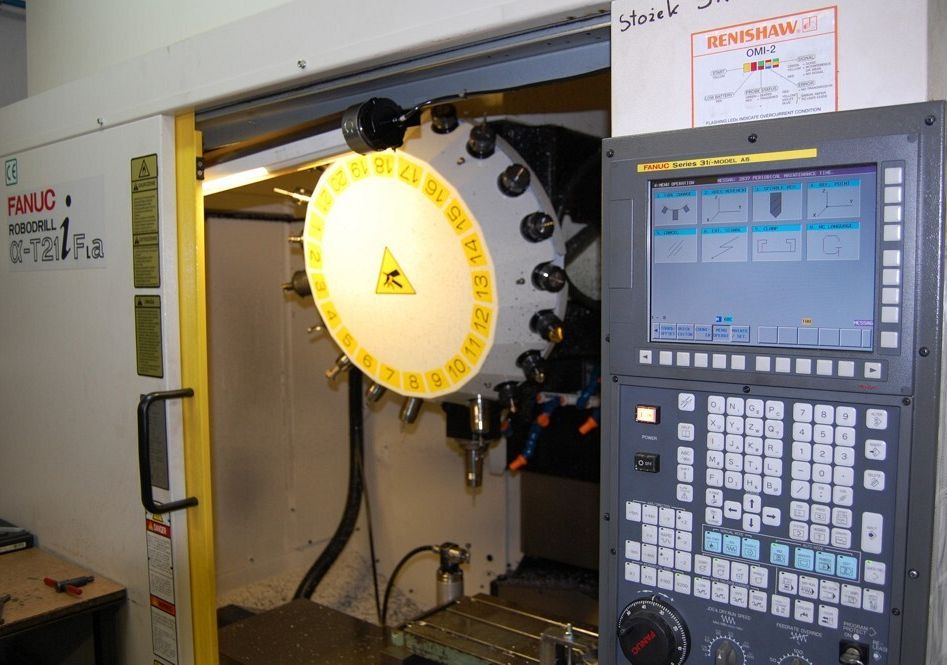 FRÄSZENTRUM FANUC ROBODRILL T21IFLA